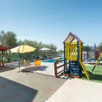 House Vesna With Pool Suhovare