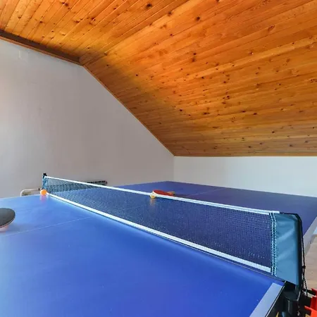 Feriehus House Vesna With Pool