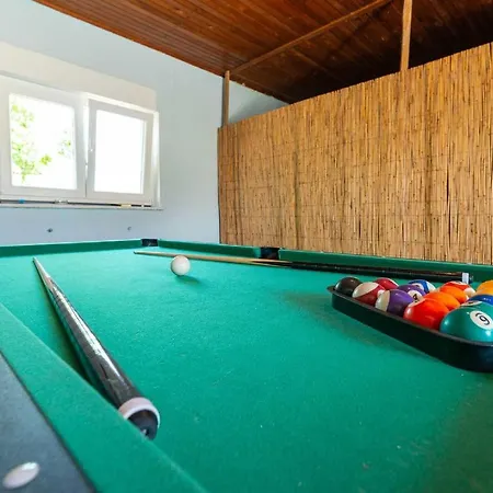 Vakantiehuis House Vesna With Pool Suhovare
