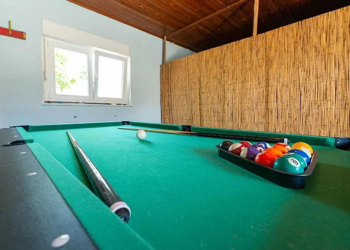 Дом отдыха House Vesna With Pool Suhovare